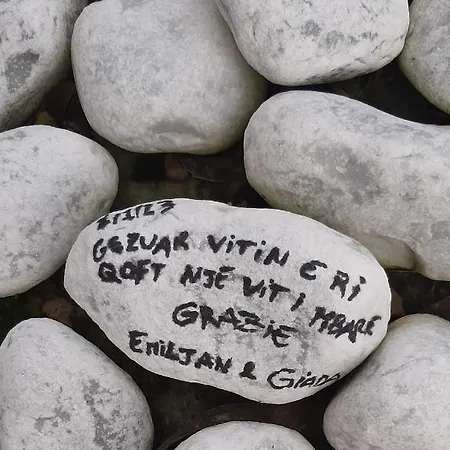 Essenziale