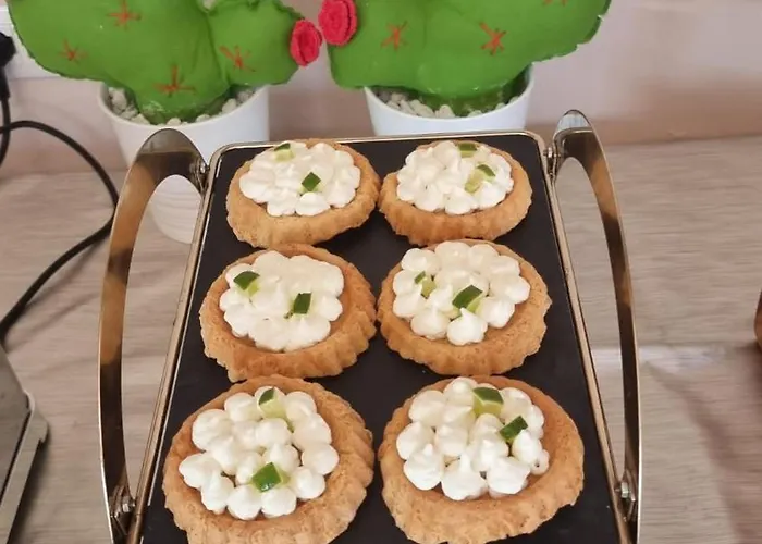 Essenziale Oda ve Kahvaltı 3*